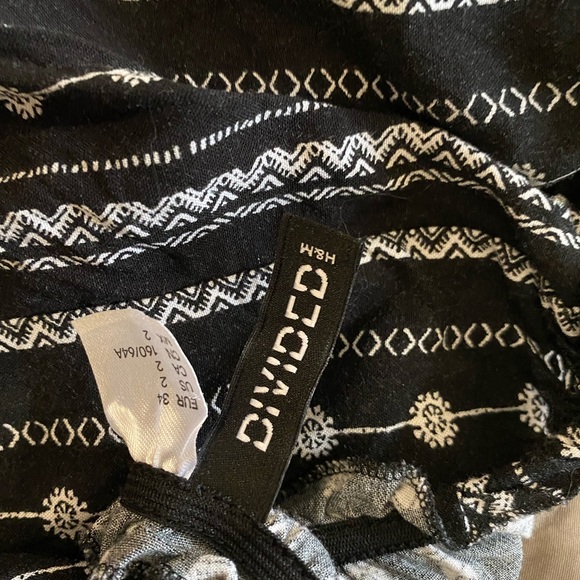 Printed cute H&M Romper - Picture 2 of 8